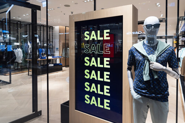 Digital Signs & Displays